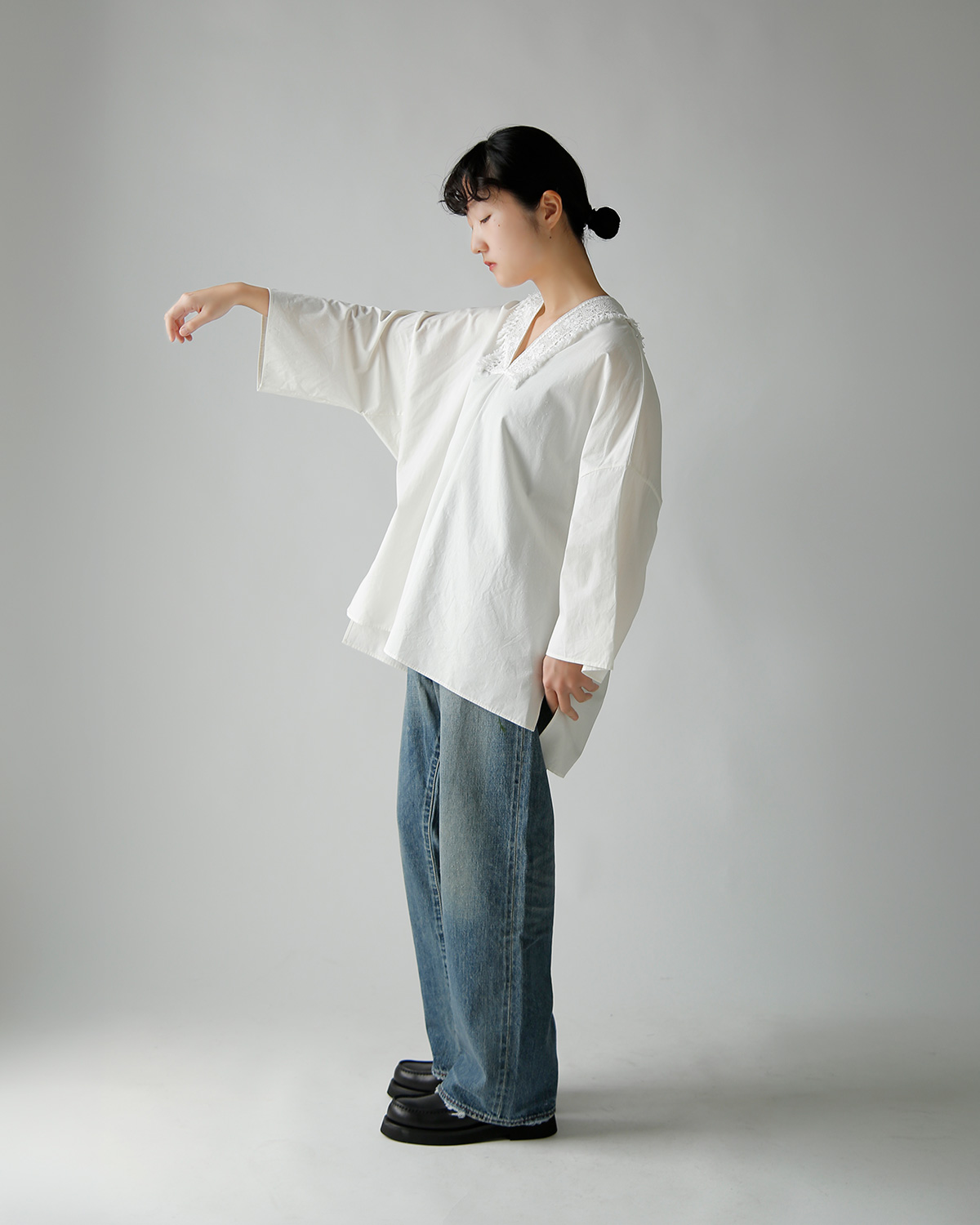 TOUJOURS(�g�D�W���[)�X�[�y���A���E�R�b�g�����B���e�[�W�V�[�e�B���O �|���`�� �gFringe Lace Poncho�h ym44bs05