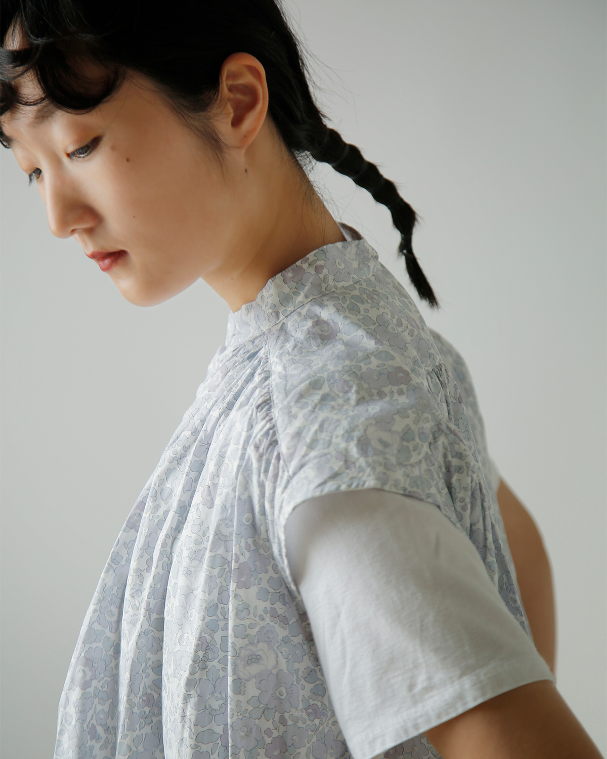 TOUJOURS(�g�D�W���[)���o�e�B�O���[ �t�����[�v�����g�R�b�g�� �V���c �gPleated Sleeveless Long Shirt�h ym44ss02