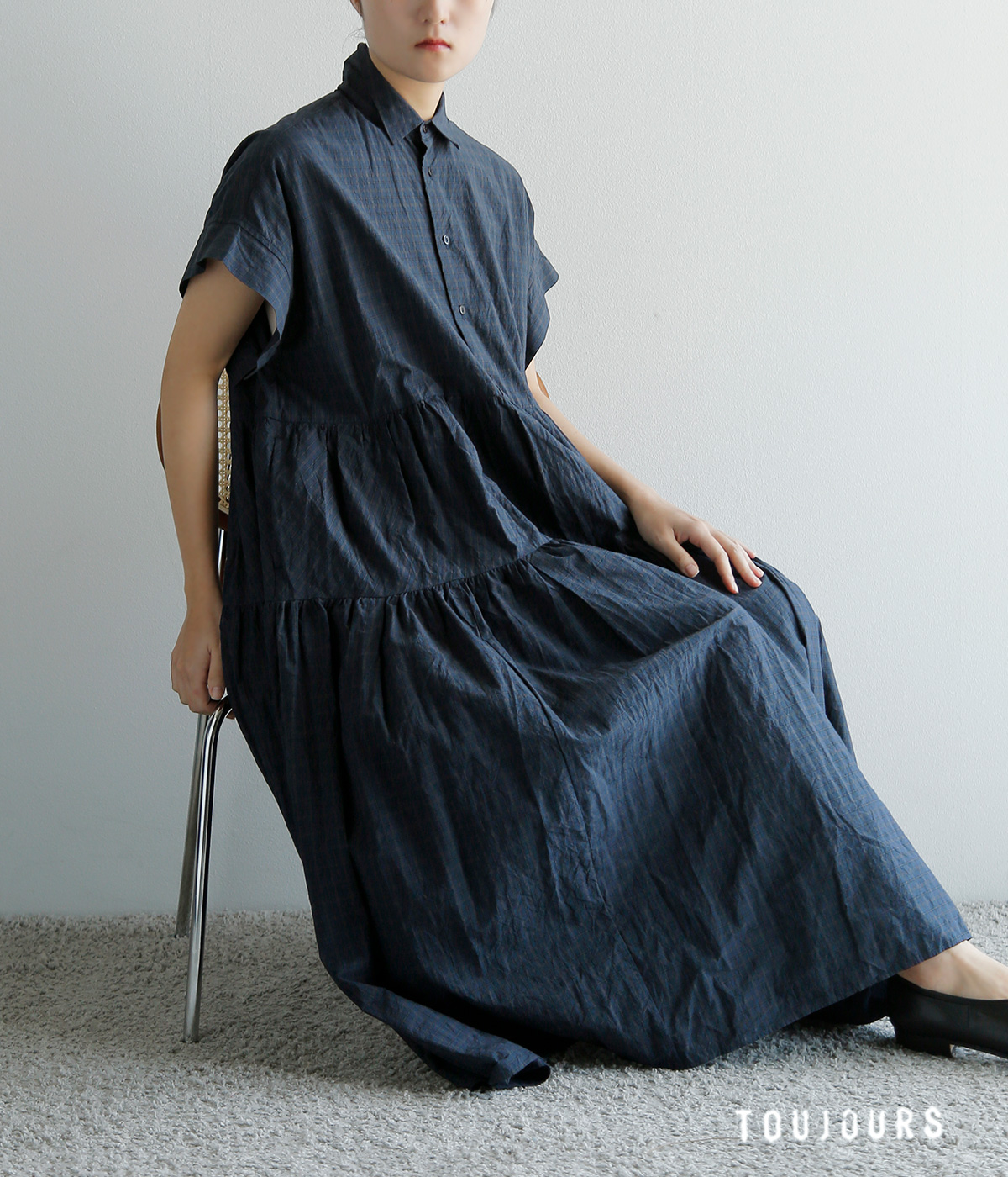 TOUJOURS(�g�D�W���[)�n�[�h�E�H�b�V���R�b�g�� �^�b�^�[�\�[���`�F�b�N �V���c�h���X �gBand Sleeve Tiered Shirt Dress�h ym44td05