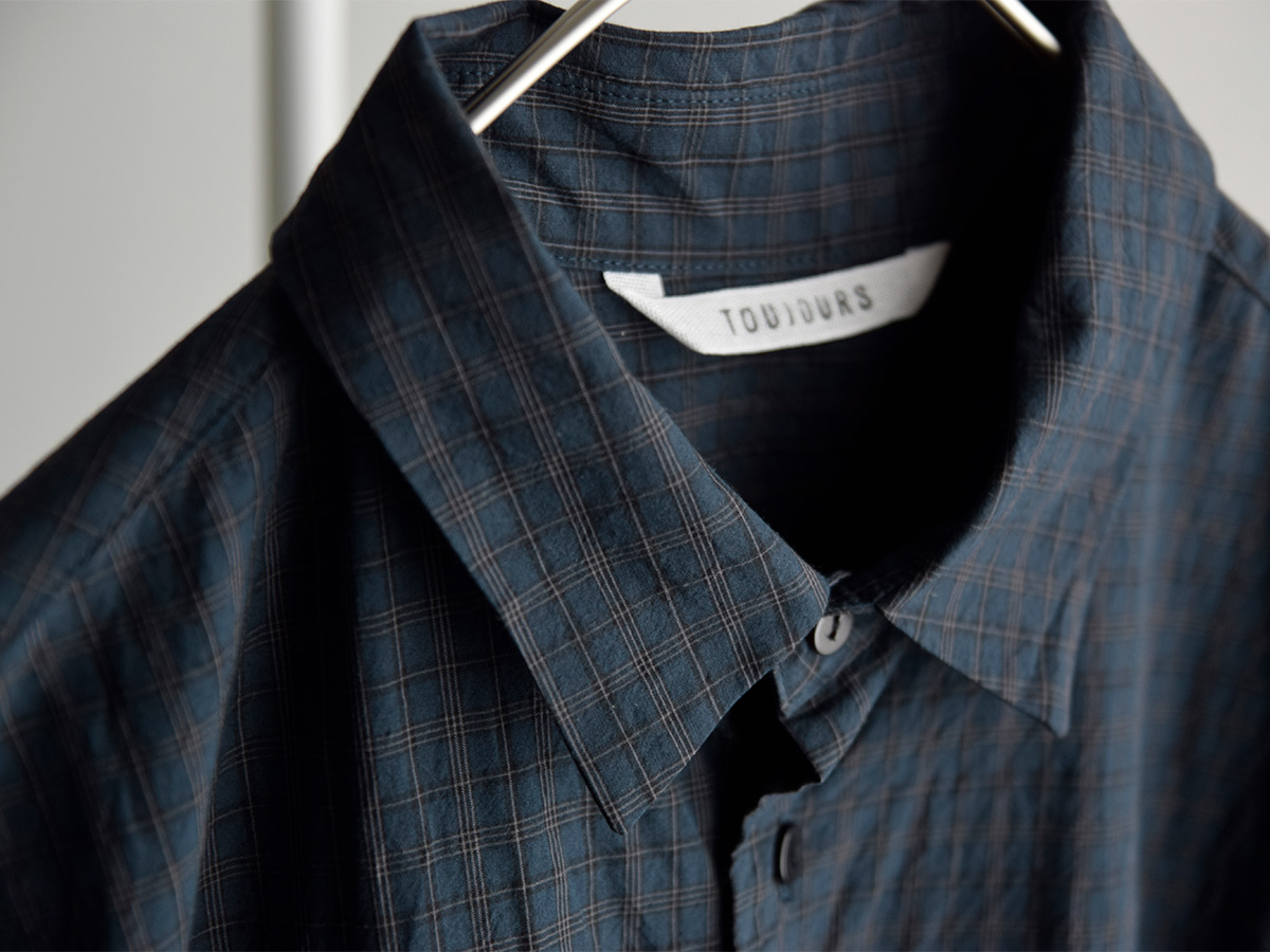 TOUJOURS(�g�D�W���[)�n�[�h�E�H�b�V���R�b�g�� �^�b�^�[�\�[���`�F�b�N �V���c�h���X �gBand Sleeve Tiered Shirt Dress�h ym44td05