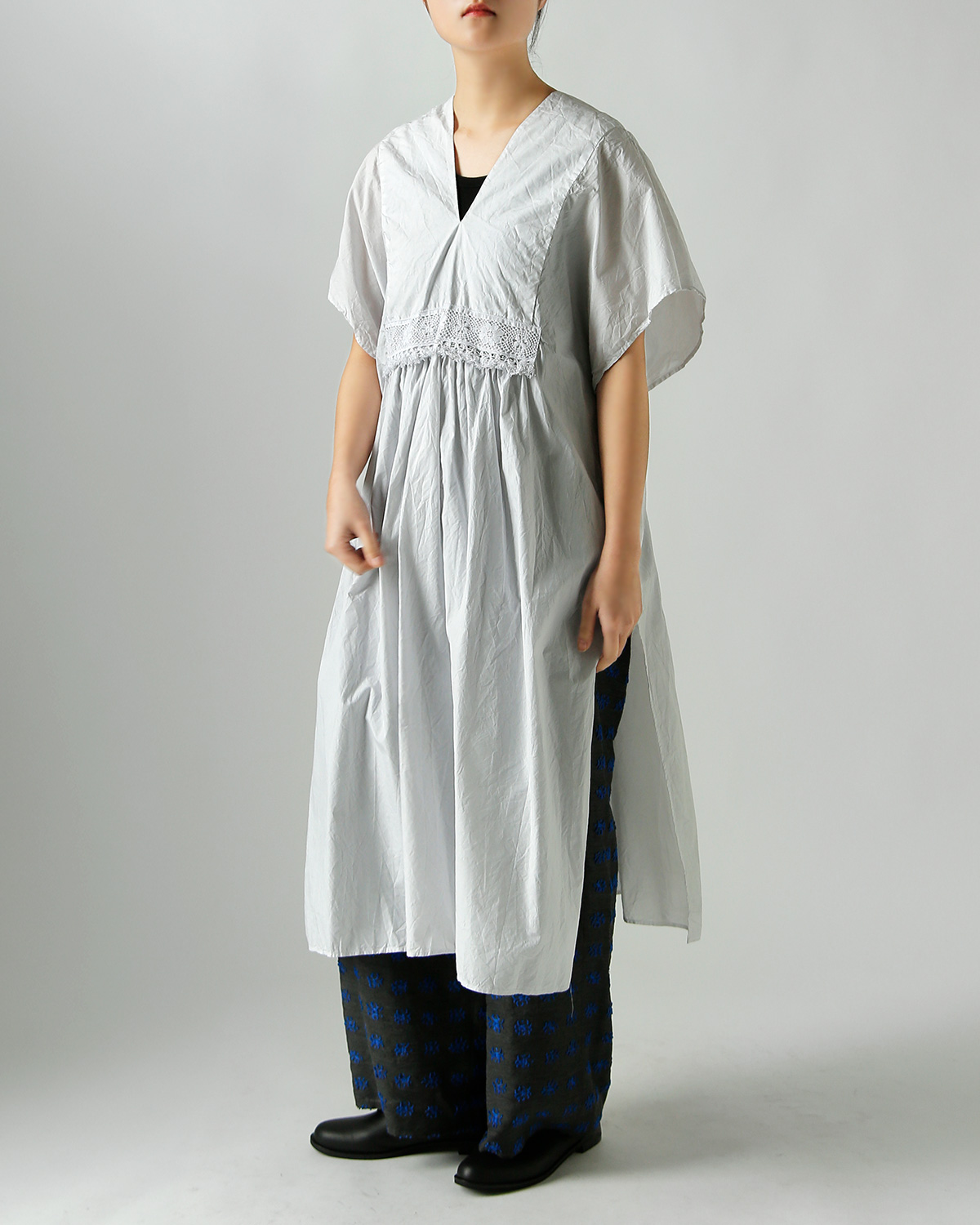 TOUJOURS(�g�D�W���[)�����N���R�b�g���y�[�p�[ �|���`���h���X �gNatural Garment Dyed Fringe Lace Poncho Dress�h ym44vd05