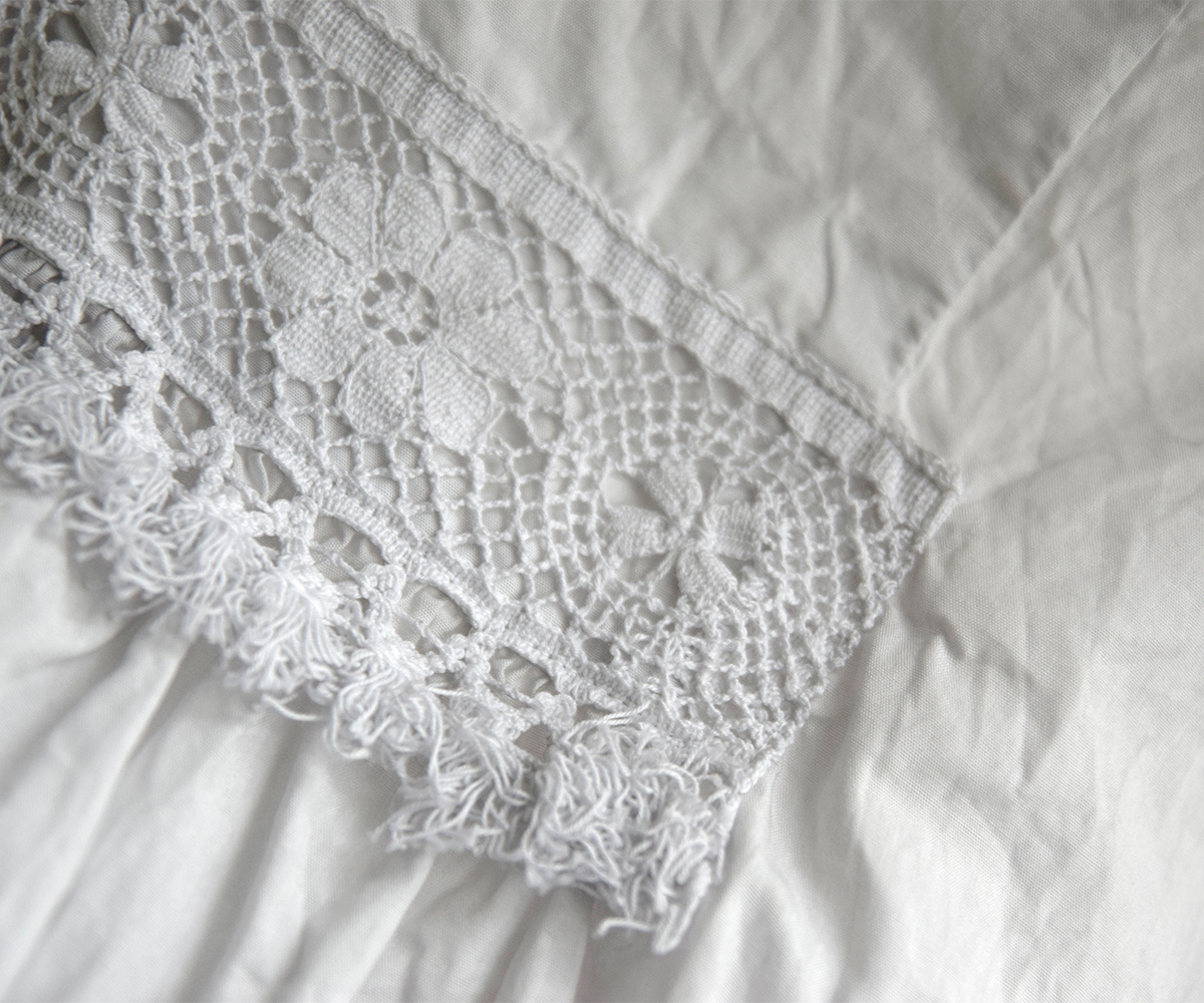 TOUJOURS(�g�D�W���[)�����N���R�b�g���y�[�p�[ �|���`���h���X �gNatural Garment Dyed Fringe Lace Poncho Dress�h ym44vd05