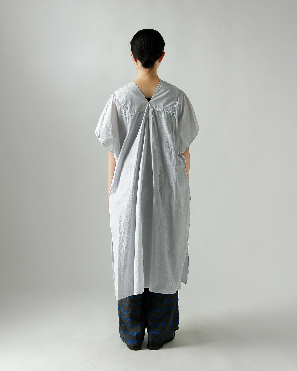 TOUJOURS(�g�D�W���[)�����N���R�b�g���y�[�p�[ �|���`���h���X �gNatural Garment Dyed Fringe Lace Poncho Dress�h ym44vd05