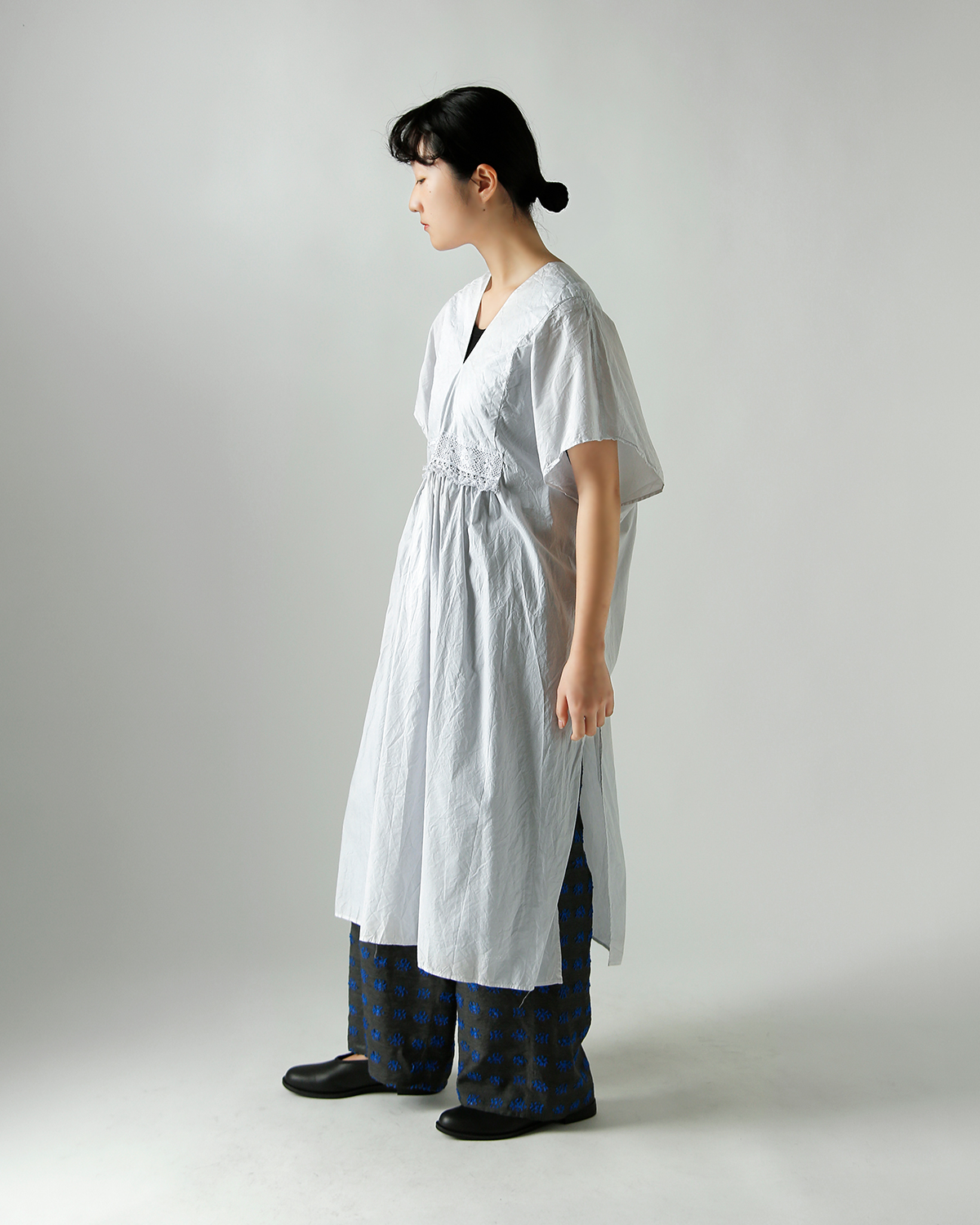 TOUJOURS(�g�D�W���[)�����N���R�b�g���y�[�p�[ �|���`���h���X �gNatural Garment Dyed Fringe Lace Poncho Dress�h ym44vd05