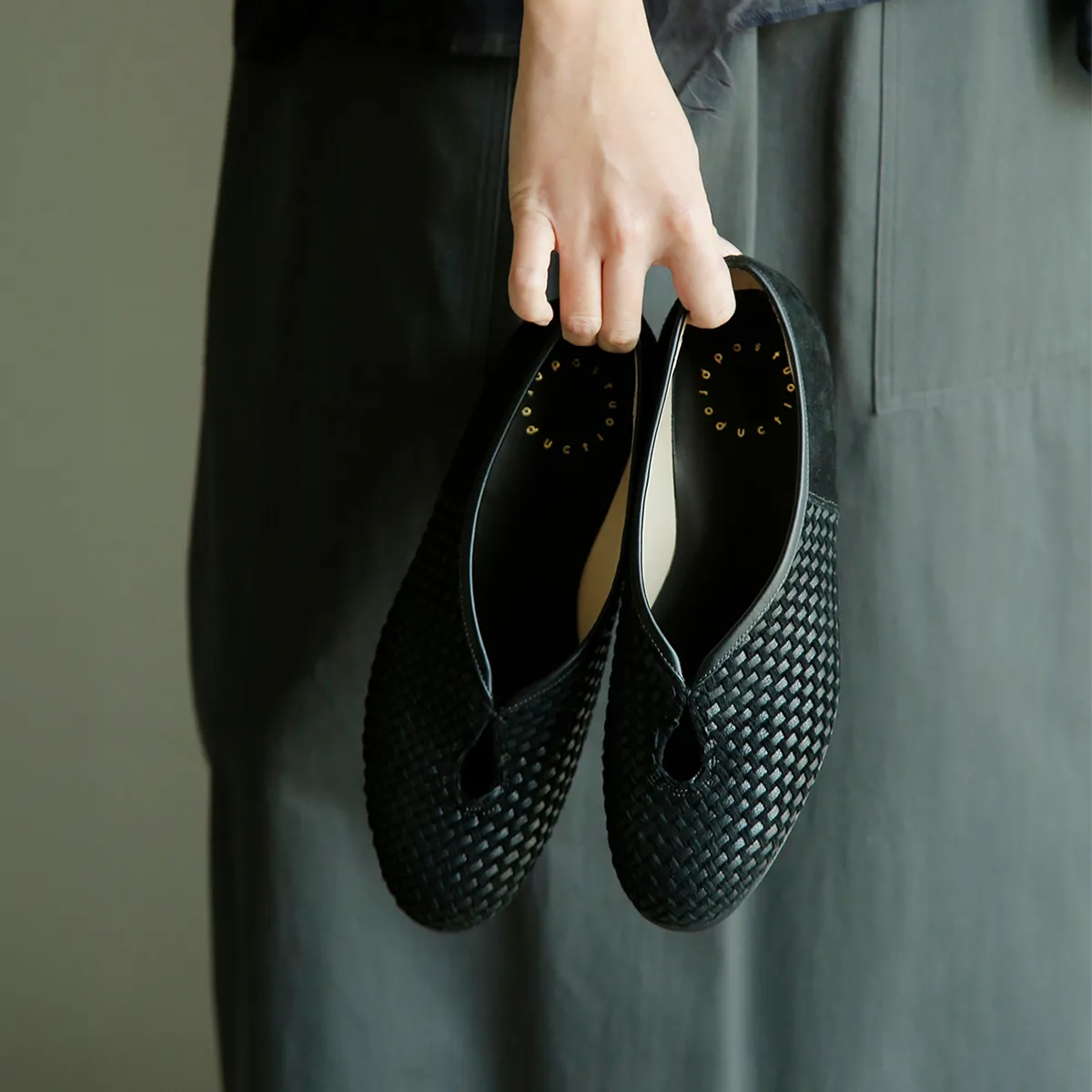 ���C���r�W���A��