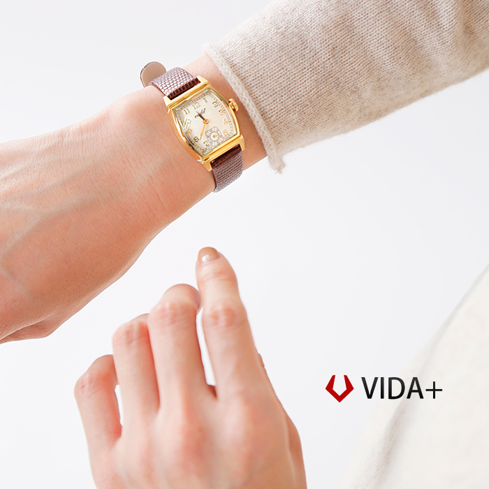 VIDA+(ヴィーダプラス)レザーベルトアメリカンクラシックモデル腕時計“Inherit” j84964g