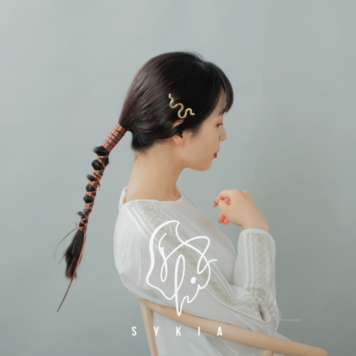 SYKIA(シキア)真鍮ヘアピン“Snake Wave Hair Pin” 02-201-h01-fn | Piu 
