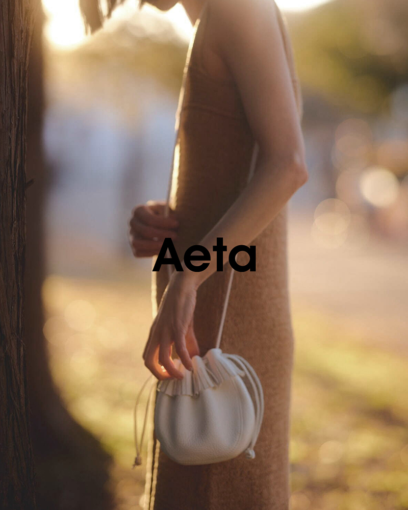 Aeta(アエタ)レザースクエアトートバッグL“TOTE L” pg48