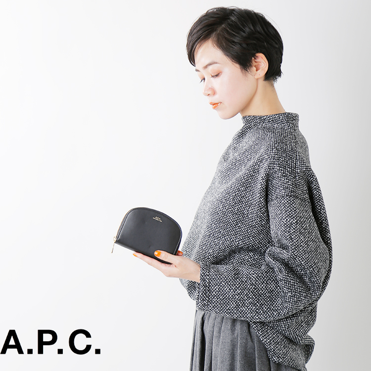 A.P.C.(アー・ペー・セー)スムースレザーコンパクトウォレット“COMPACT DEMI-LUNE” f63219
