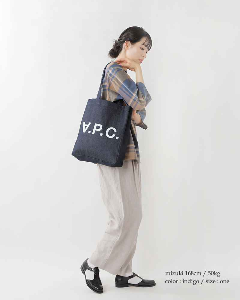 A.P.C.(アー・ペー・セー)ロゴトートバッグ“TOTE LAURE” m61445-483-mt