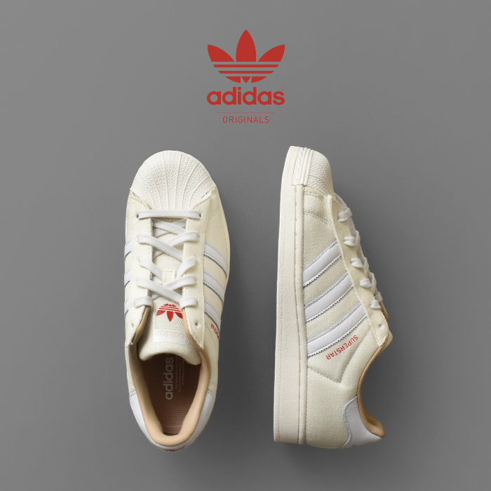 adidasスニーカー