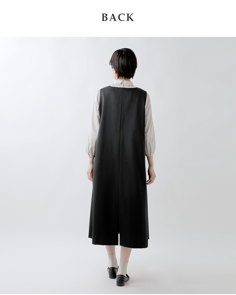 utilite(ユティリテ)SUPER 100s WOOL ギャバストレッチ Vネック セミフレア ワンピース ut207ss25