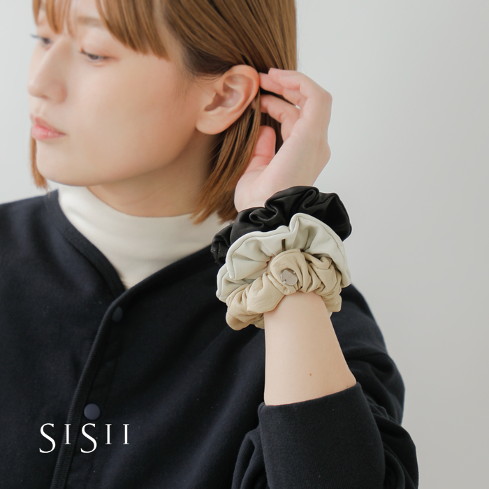 Sisii(シシ)カウレザーシュシュ“CHOUCHOU”100-001