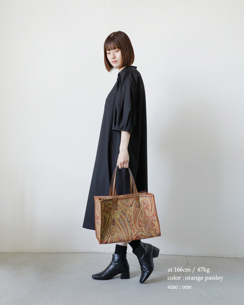 A VACATION(ア ヴァケーション)カウレザーハンドルスクエアトートバッグ“CLUBBAG”24aw-a76