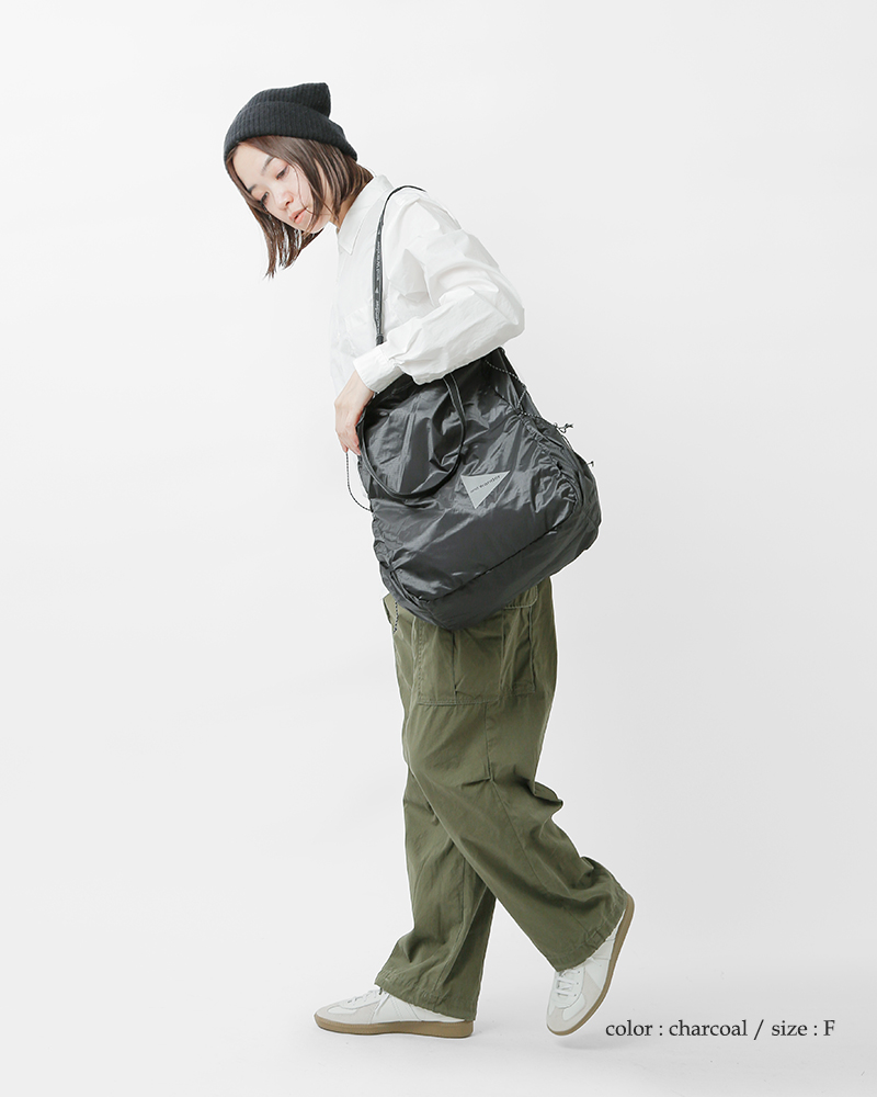 and wander(アンドワンダー)30D コーデュラナイロン シルトートバッグ “sil tote bag” 574-2975137