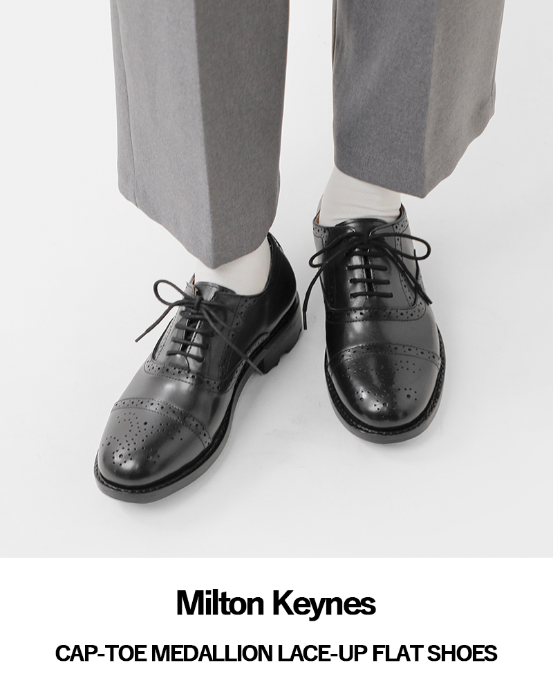 Milton Keynes(ミルトンキーンズ)キャップトゥメダリオンレースアップフラットシューズ9764-captoe