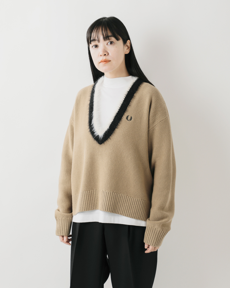 FRED PERRY(フレッド ペリー)テクスチャードトリムVネックニットプルオーバー“TEXTUREDTRIMV-NECKJUMPER”k8123