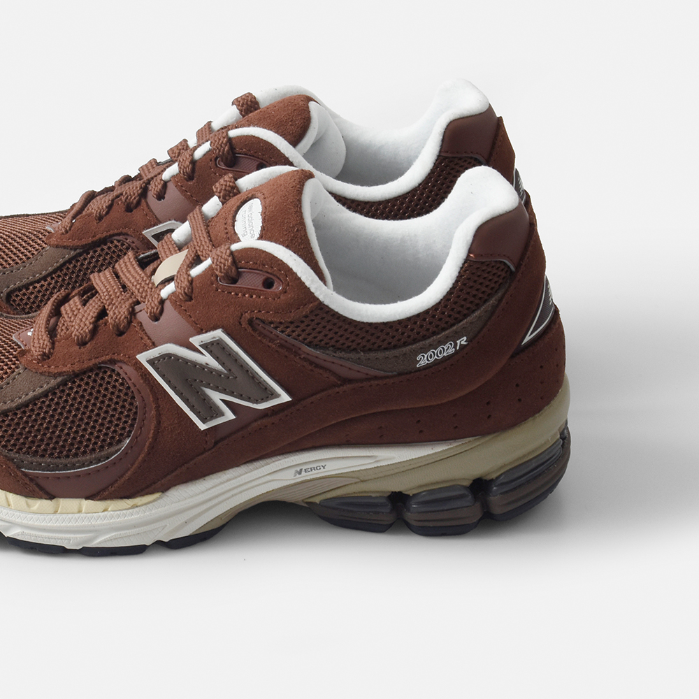 new balance(ニューバランス)Nロゴスエードメッシュアッパーランニングスニーカー“M2002R”m2002r-ff-fi-fk-fl