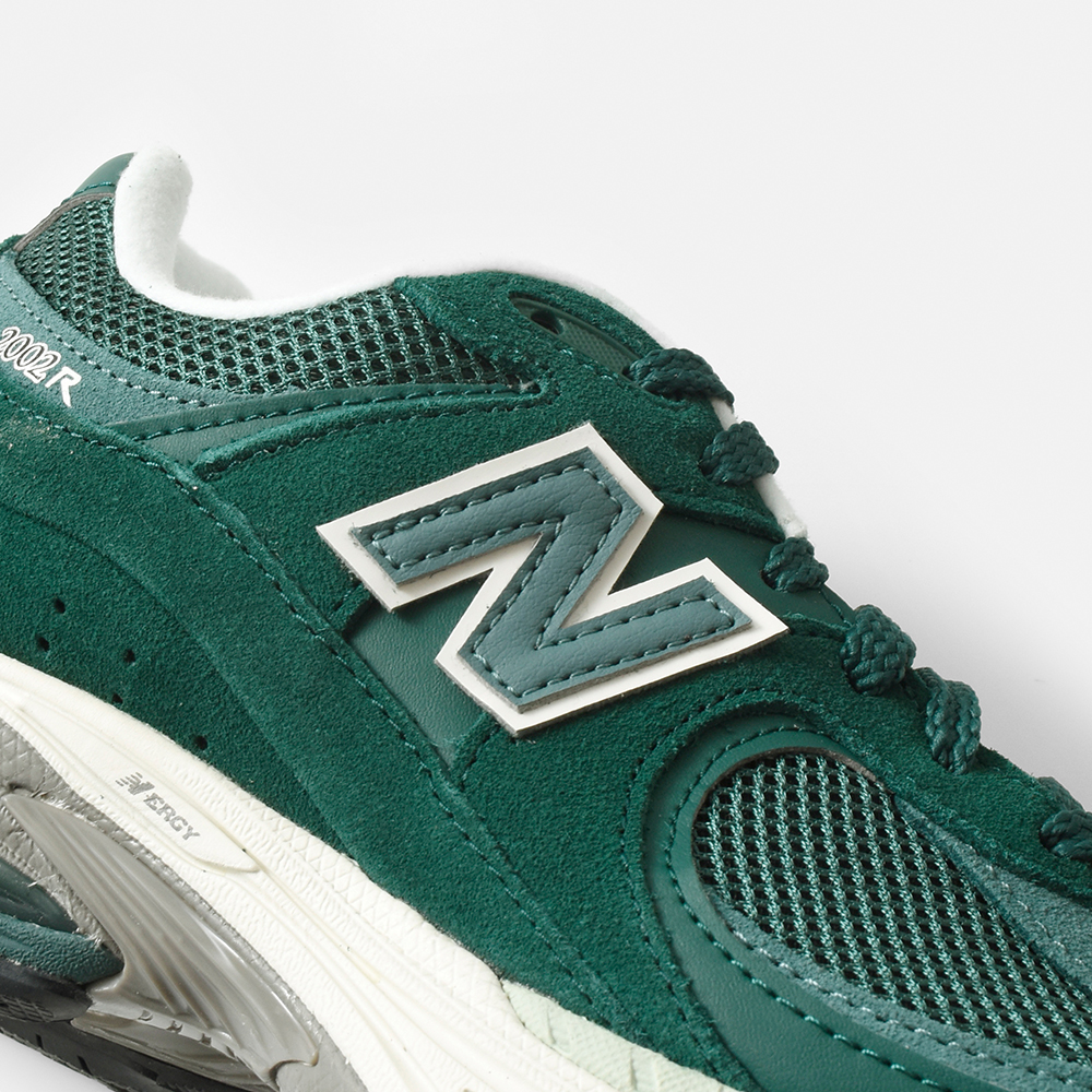 new balance(ニューバランス)Nロゴスエードメッシュアッパーランニングスニーカー“M2002R”m2002r-ff-fi-fk-fl