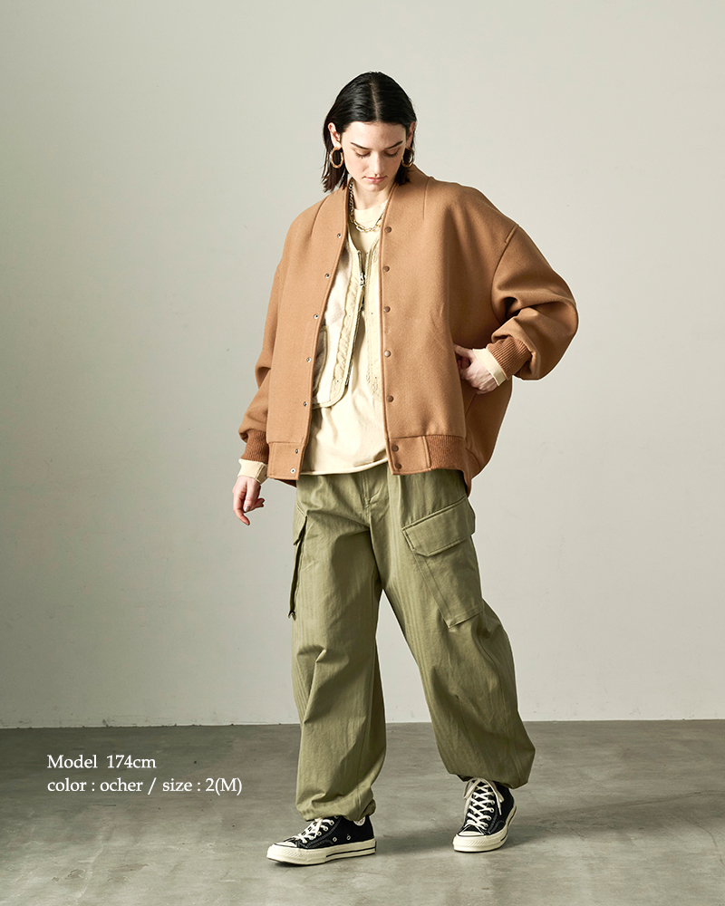 kha:ki(カーキ)カラーレスバーシティジャケット“COLLARLESSVARSITYJACKET”mil23fjk3210