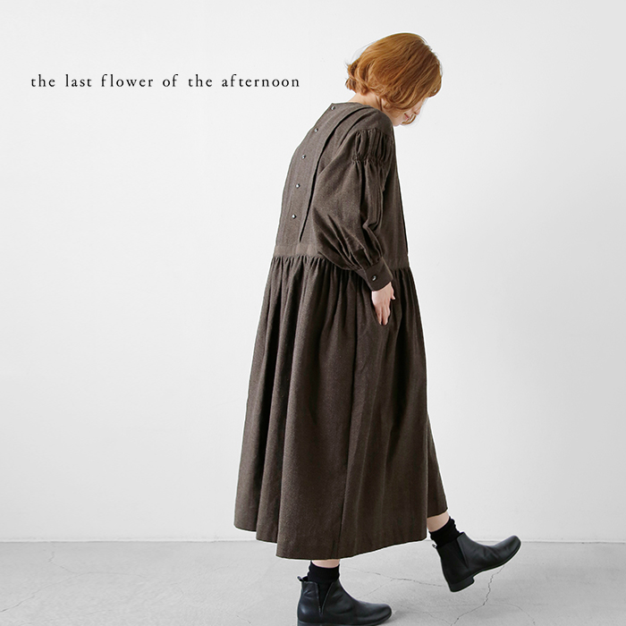 the last flower of the afternoon(ラストフラワーオブジアフタヌーン)綿麻ラミーアムンゼンタックドレス“私の夜Tuckeddress”tlf-125-op008-cla