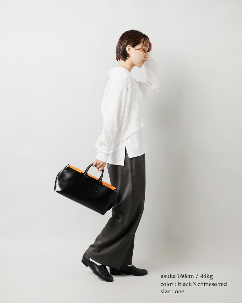 COURTNEY ORLA(コートニー オーラ)PVC×レザースロープワイドトートバッグ“SLOPEWINETOTE”slo23spv011003