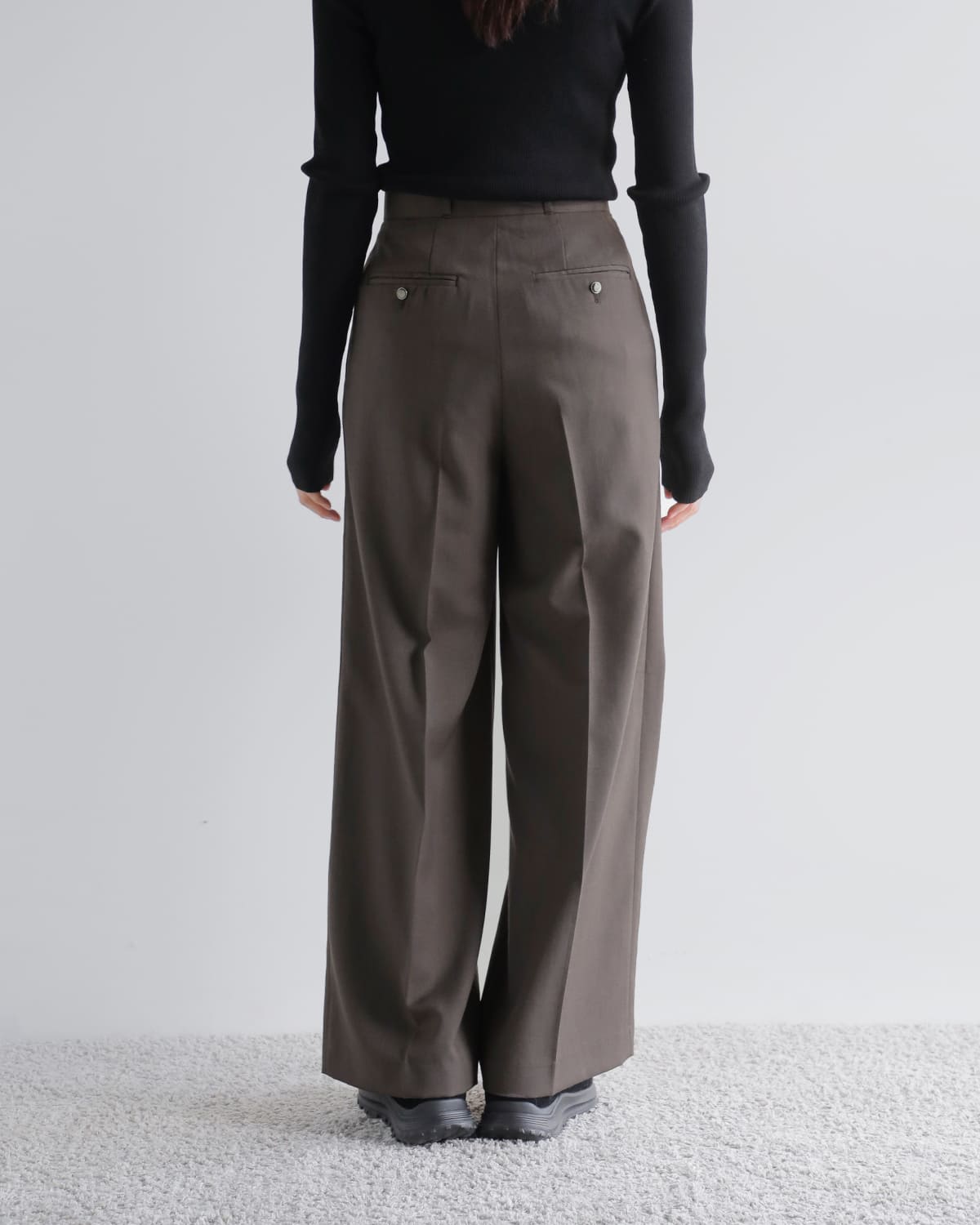 CREDONA(クレドナ)サビルウールタックスラックスパンツ “SAVILE WOOL TUCK TROUSERS” 1425420337-0