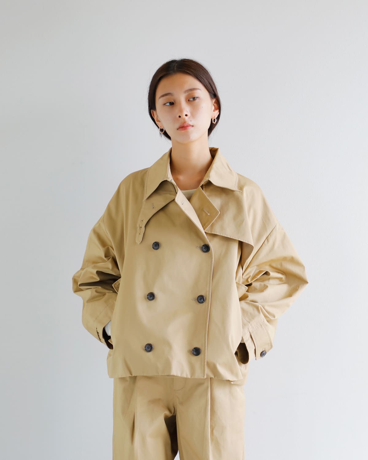 CREDONA(クレドナ)60/2コットンギャバジンハーフトレンチコート “NORMANDY HALF TRENCH COAT” 1425500354-0