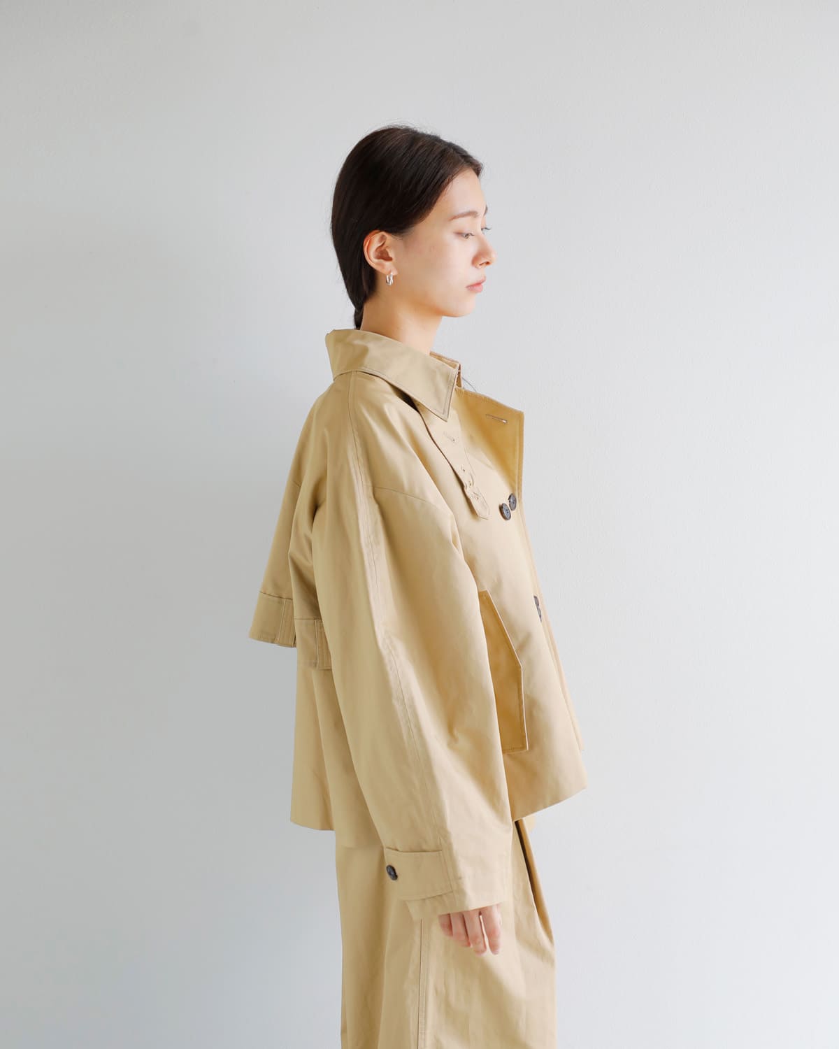 CREDONA(クレドナ)60/2コットンギャバジンハーフトレンチコート “NORMANDY HALF TRENCH COAT” 1425500354-0