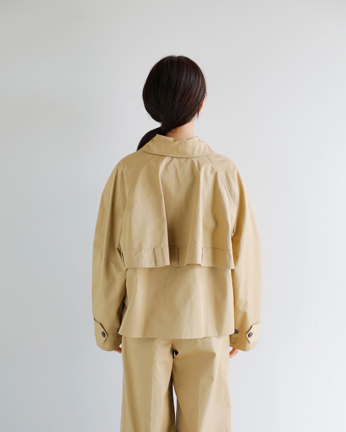CREDONA(クレドナ)60/2コットンギャバジンハーフトレンチコート “NORMANDY HALF TRENCH COAT” 1425500354-0
