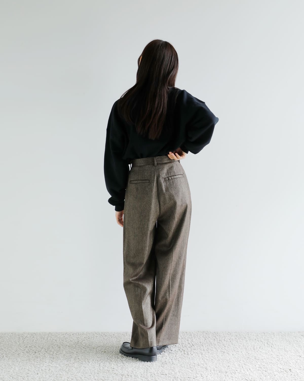 CREDONA(クレドナ)高密度ウールギャバジンツータックスラックスパンツ “THE C ICHIGUN PANTS” 1425520359-0
