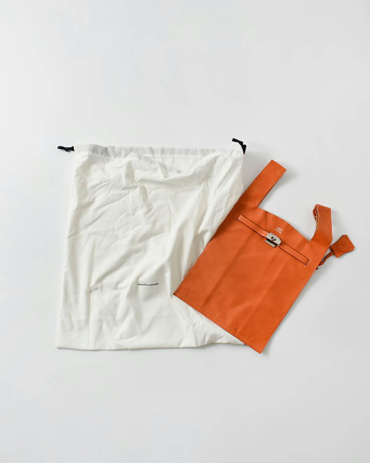 beautiful people(ビューティフルピープル)シュリンクレザーラージマーケットバッグ “Large marcket bag in shrink leather” 1535611952