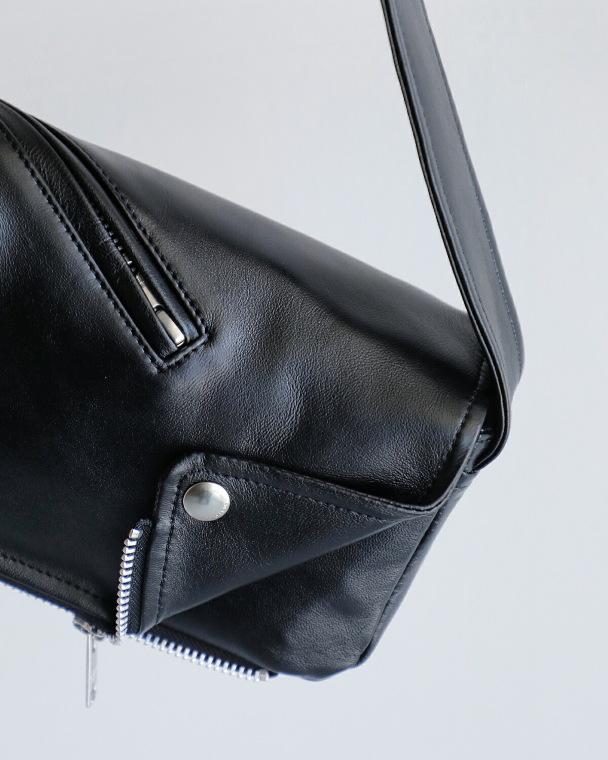 beautiful people(ビューティフルピープル)シープスキンライダースフラップショルダーバッグ “Excerption riders kids flap shoulder bag” 1535611974