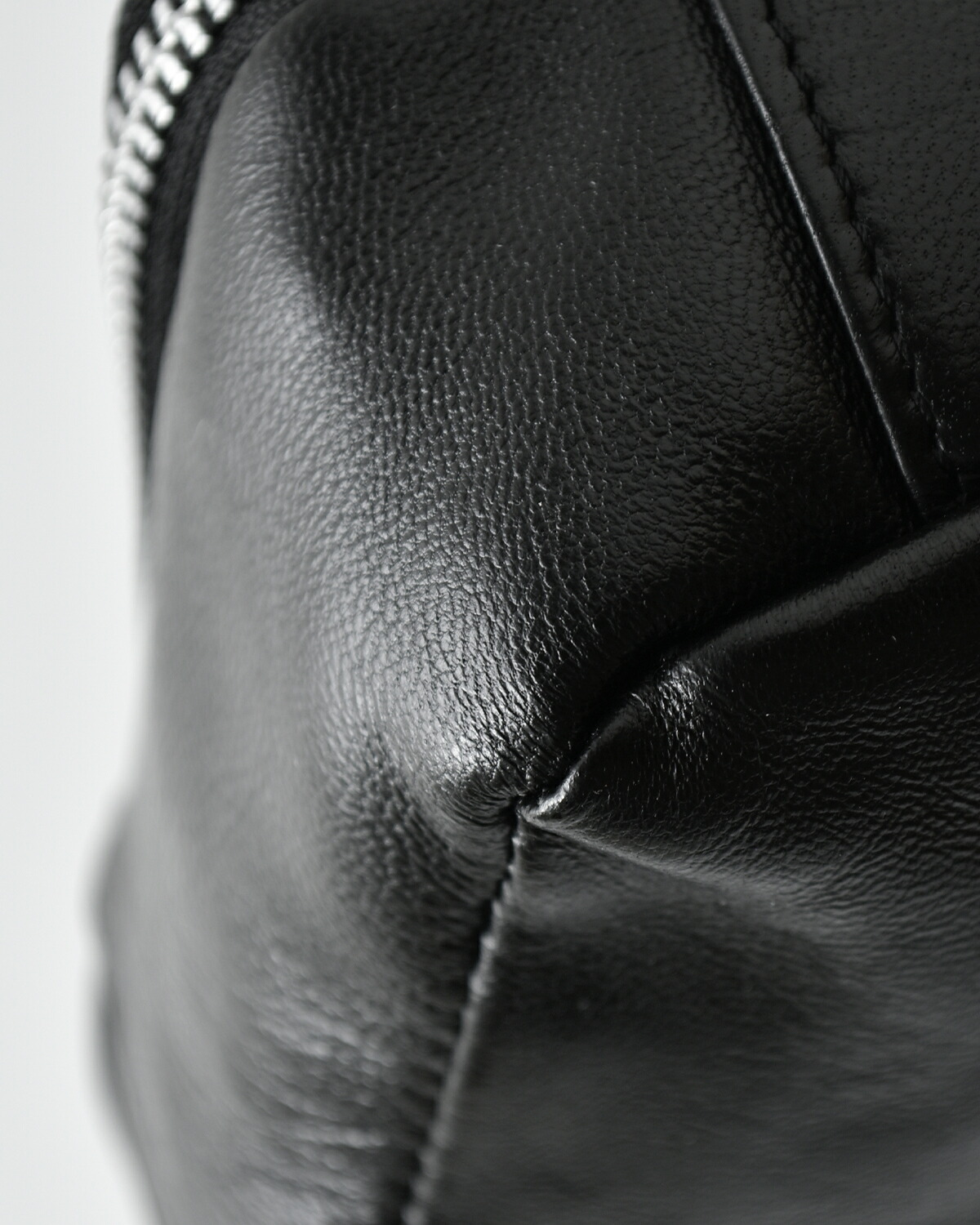 beautiful people(ビューティフルピープル)シープスキンライダースフラップショルダーバッグ “Excerption riders kids flap shoulder bag” 1535611974