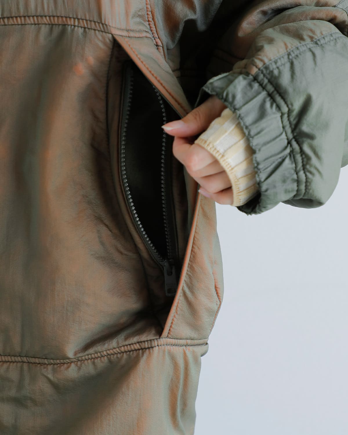 beautiful people(ビューティフルピープル)ナイロンリップリバーシブルジップブルゾン “Nylonrip dyedpadding monsterparka blouson” 1545102007