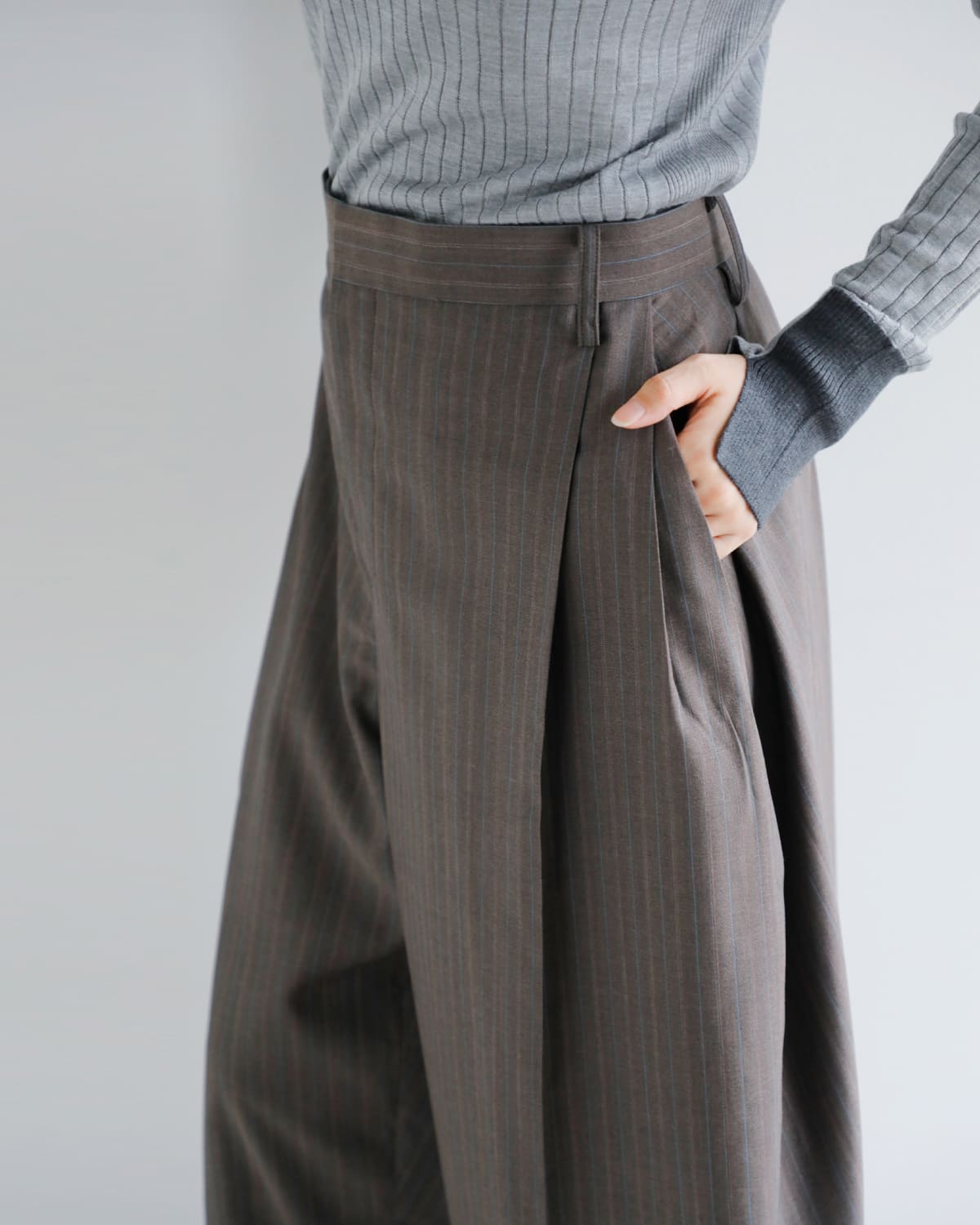 beautiful people(ビューティフルピープル)ウールシルクサイドタックワイドパンツ1545105013 “Sheer stripe suiting side tuck widepants” 1545105013
