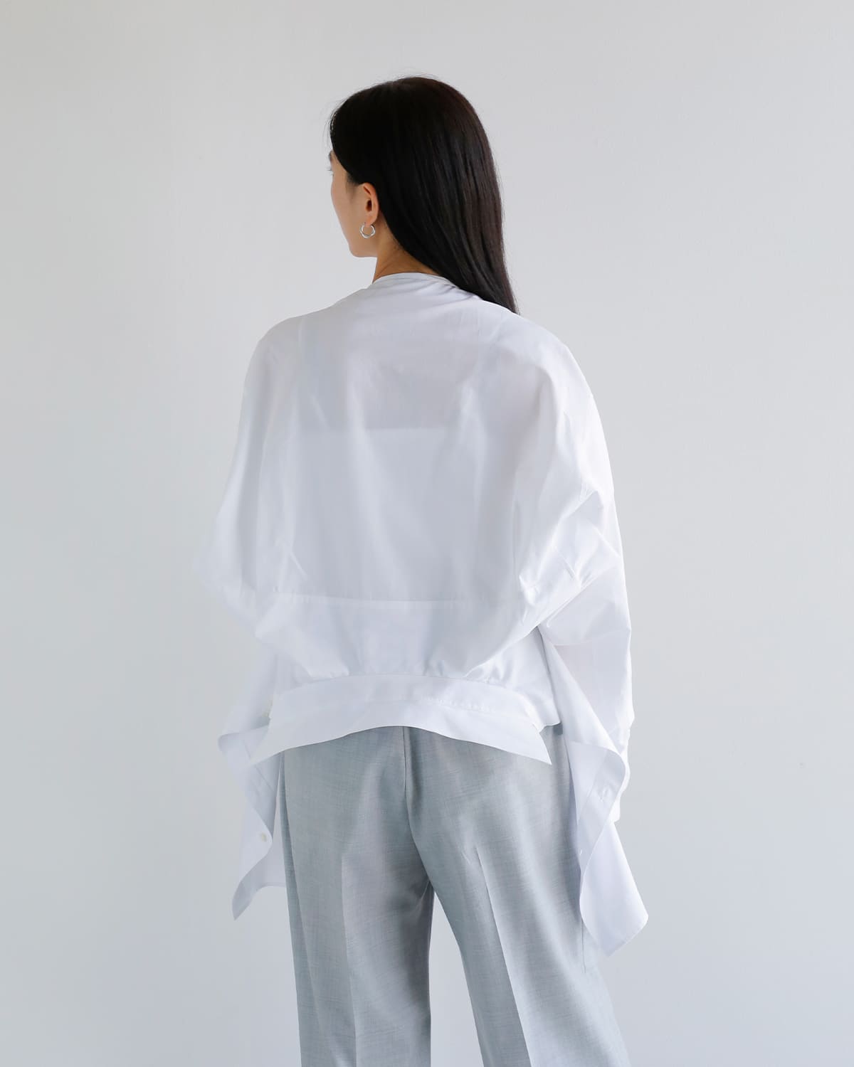 beautiful people(ビューティフルピープル)フィンクスコットン2wayストライプラッフルシャツ “Double-end finx stripe ruffle shirt” 1545106006