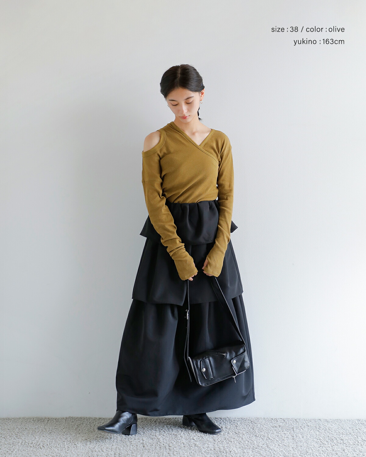 beautiful people(ビューティフルピープル)スビンコットンダブルネック2wayプルオーバー “Double-neck suvin hightwist jersey top” 1545310007