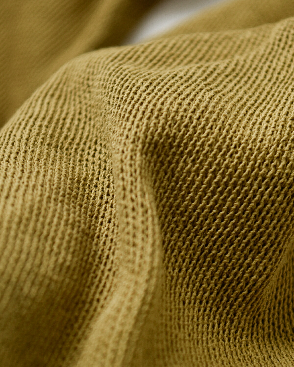 beautiful people(ビューティフルピープル)スビンコットンダブルネック2wayプルオーバー “Double-neck suvin hightwist jersey top” 1545310007