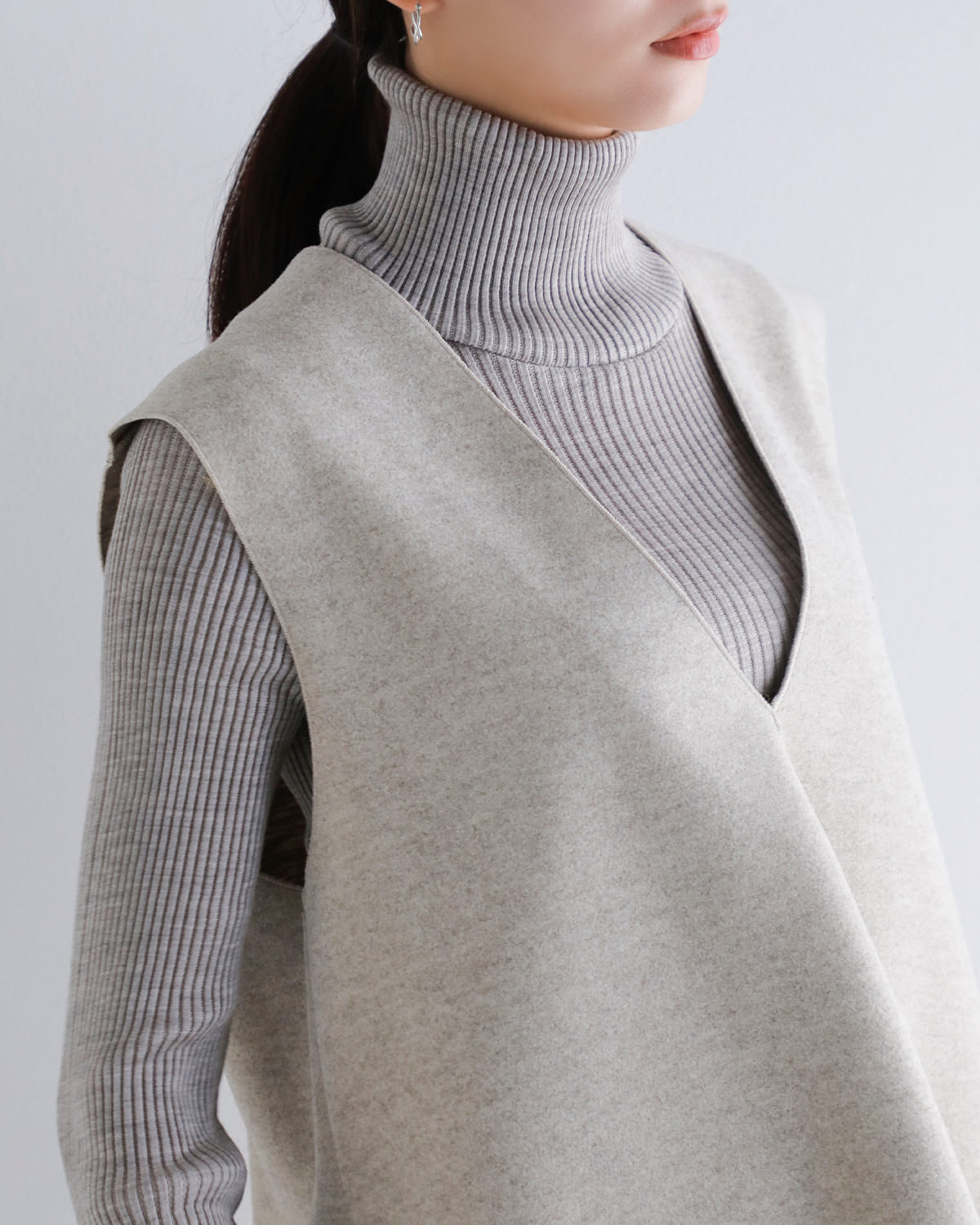 CHIGNON(シニヨン)Wフェイスジャージジレ 1855-203kk