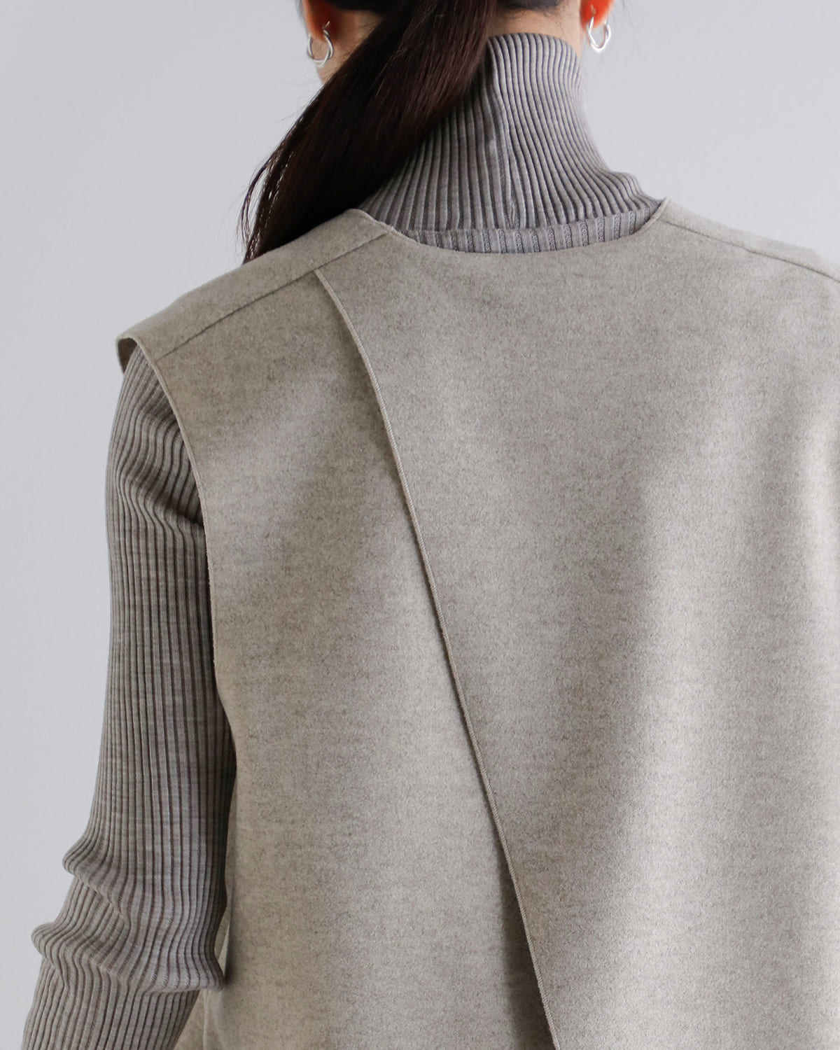 CHIGNON(シニヨン)Wフェイスジャージジレ 1855-203kk