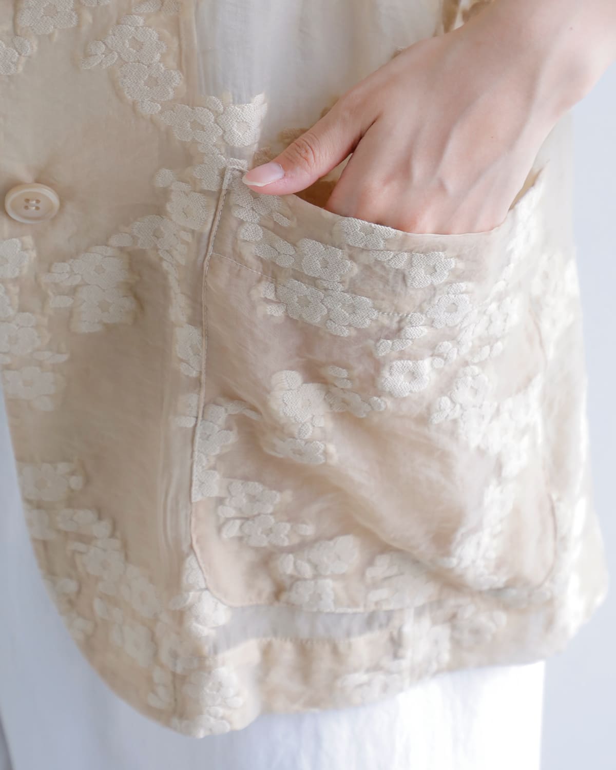 CLANE(クラネ)フラワーシアージャガードジャケット 19103-0432