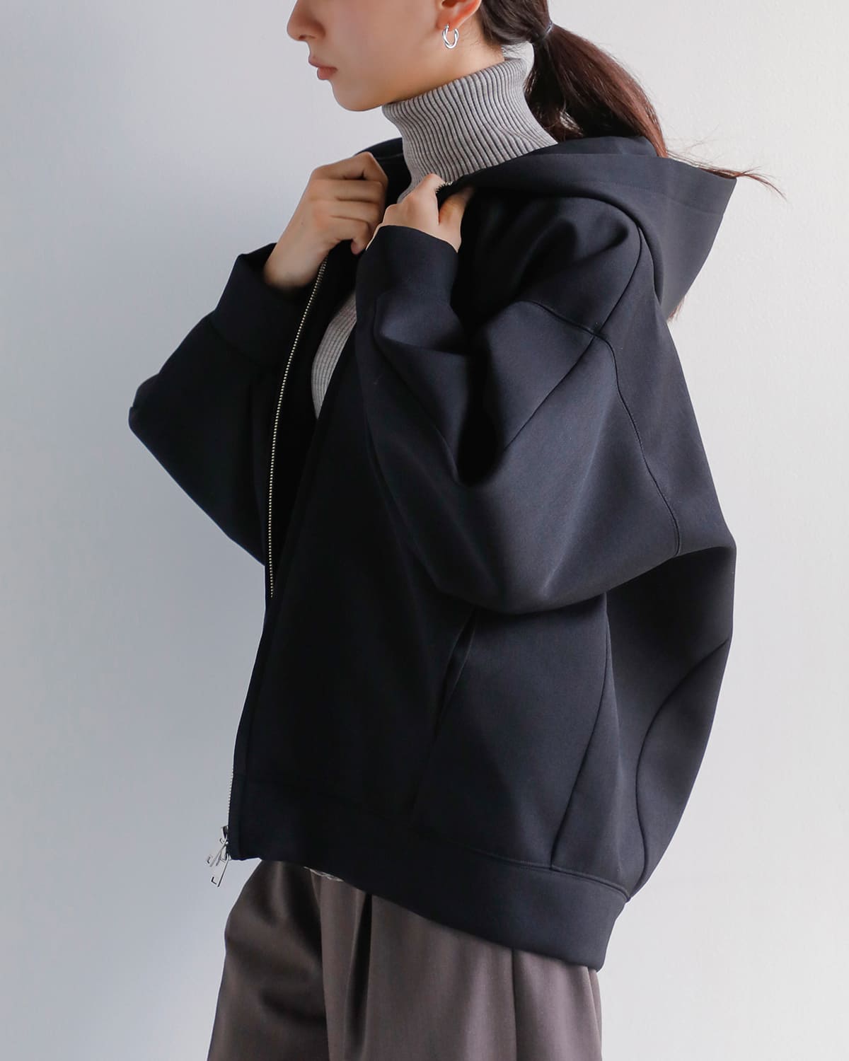 CLANE(クラネ)コンストラクティブボンディングフーディーブルゾン 19104-0502