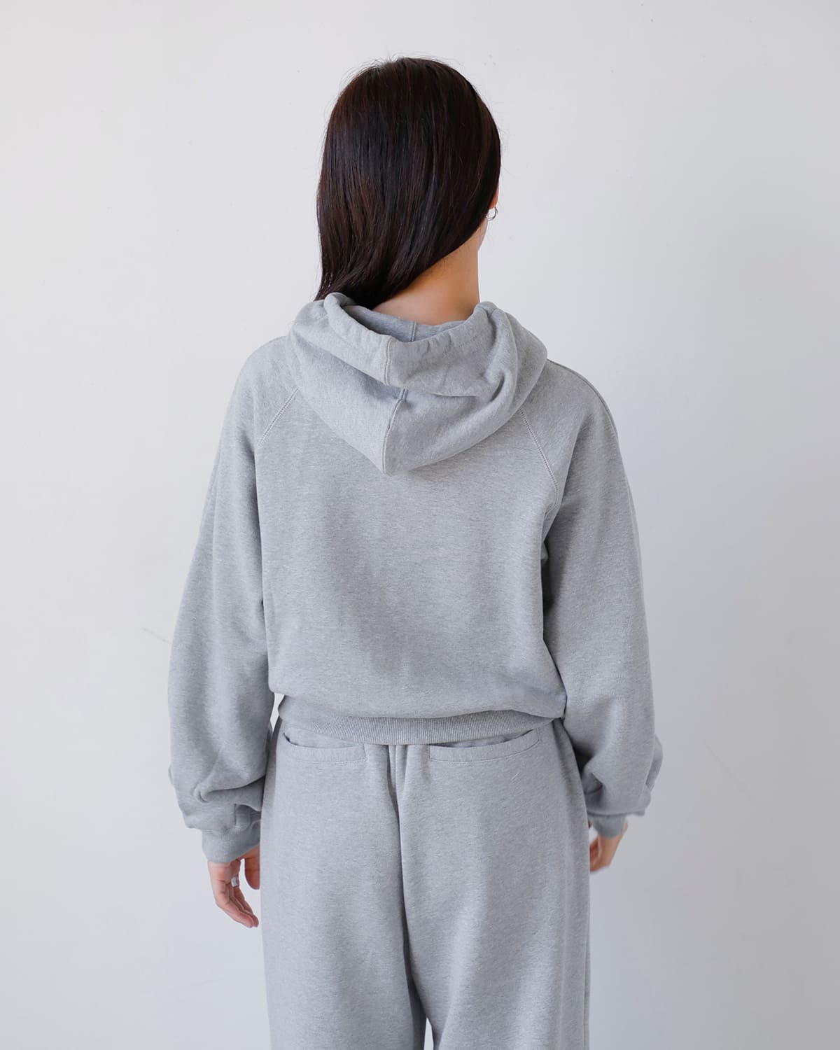 CLANE(クラネ)ロゴコンパクトジップアップフーディー 19105-1172