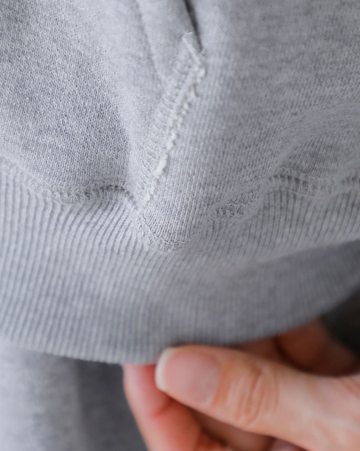 CLANE(クラネ)ロゴコンパクトジップアップフーディー 19105-1172