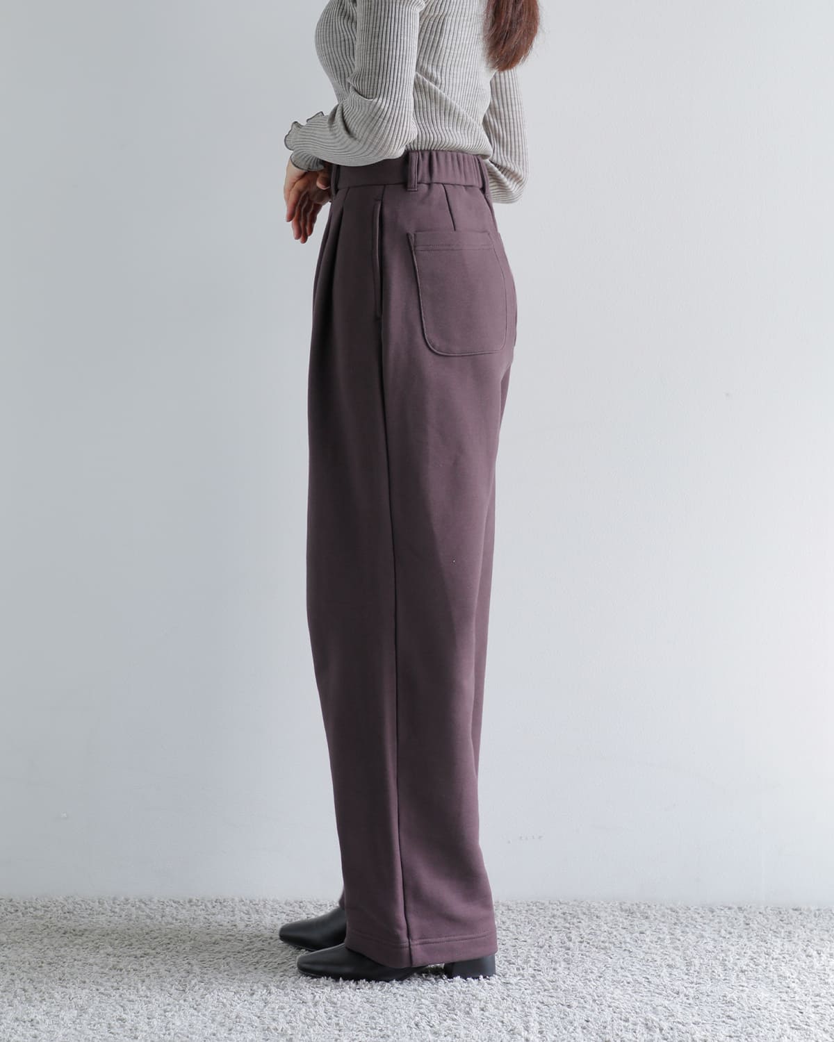 CLANE(クラネ)ツータックスウェットパンツ 19110-7262