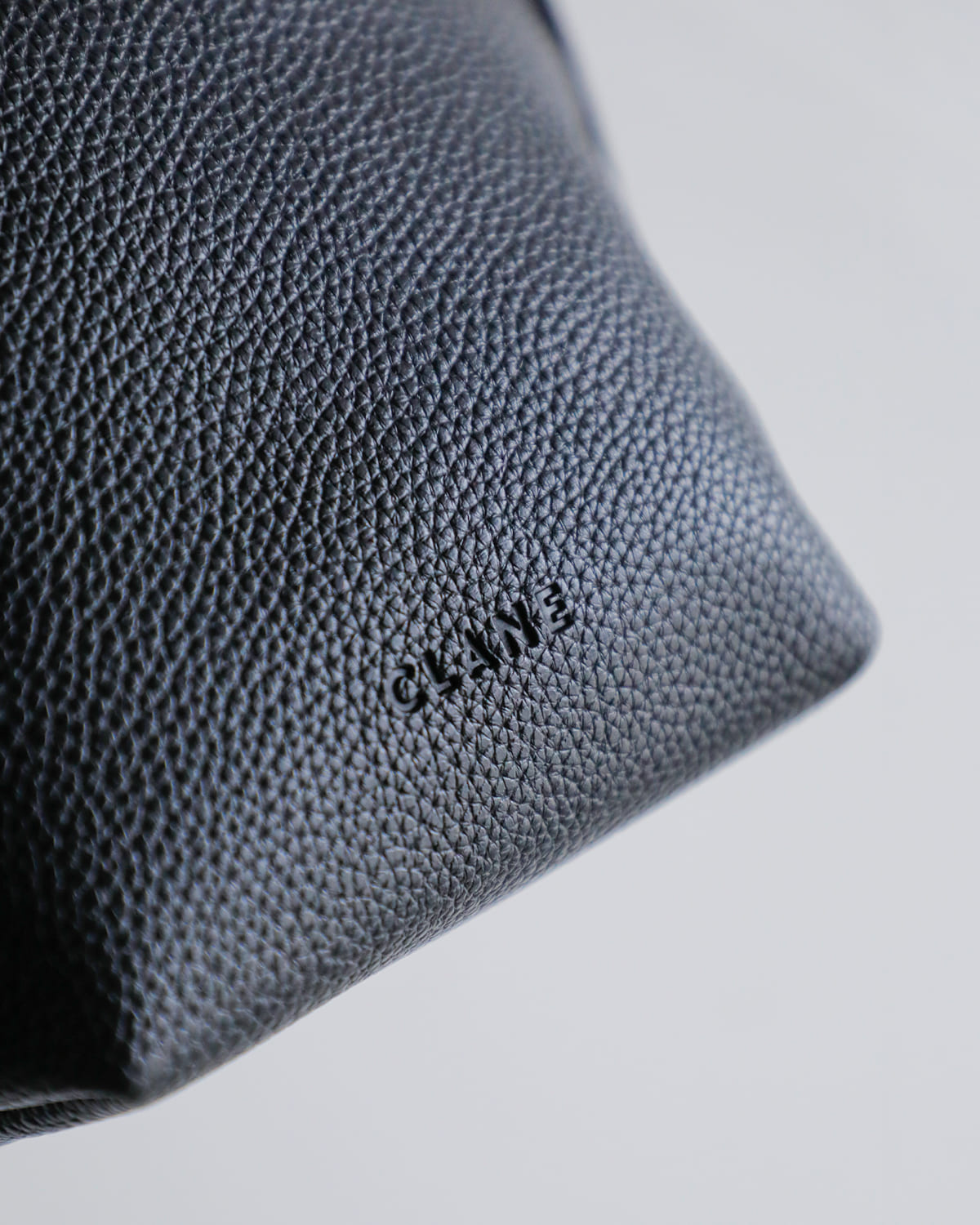 CLANE(クラネ)ヴィーガンレザーミディアムトートバッグ 19116-8582