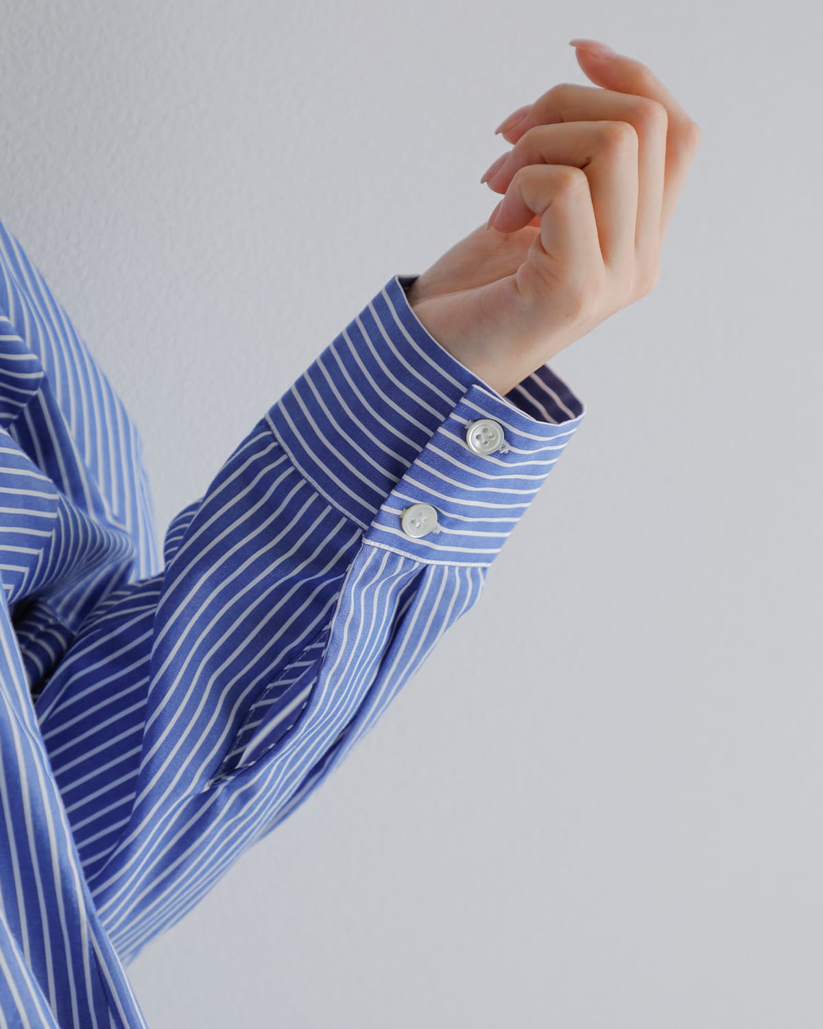 CLANE(クラネ)ボリュームスリーブシャツ 19122-4252