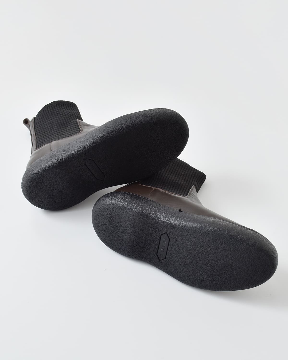 CAMINANDO(カミナンド)レザーアンクルリブブーツ “ANKLE RIB BOOTS” 25112w