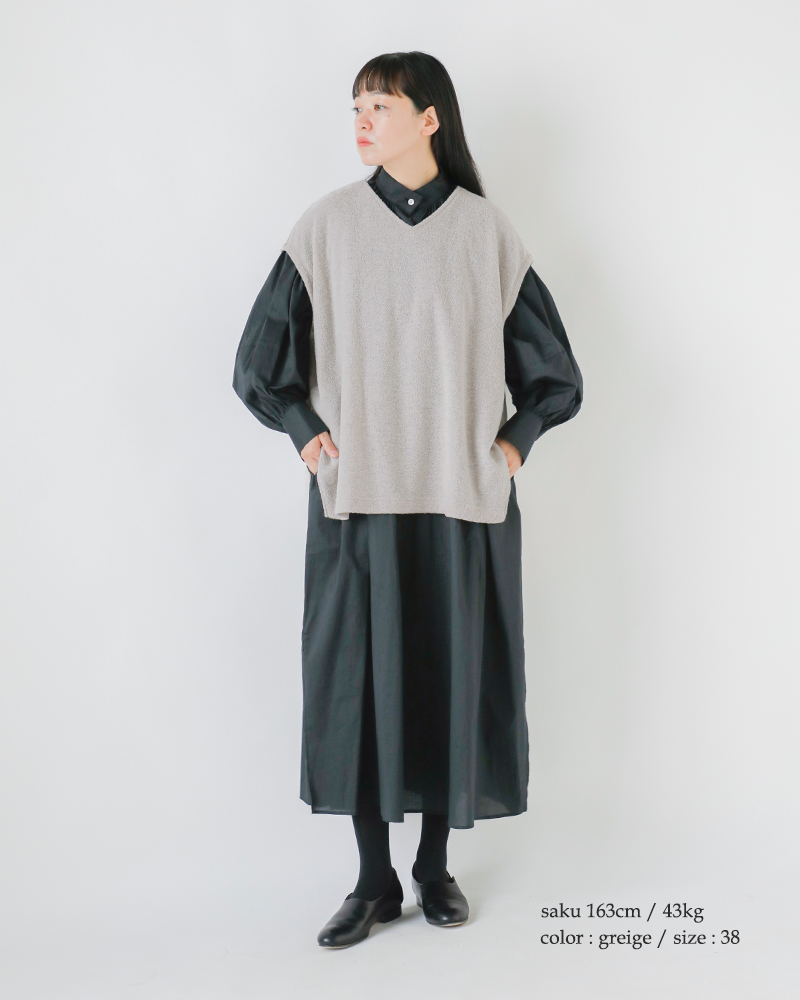 fabrique en planete terre(ファブリケ アン プラネテール)ウールVネックベスト252-102